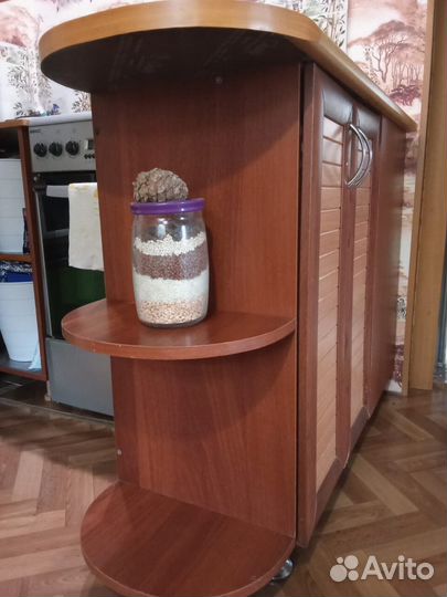 Кухонный шкаф