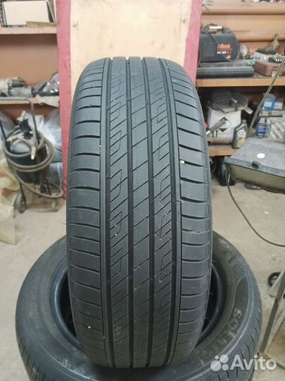 Kumho Solus HS63 225/55 R18 98V