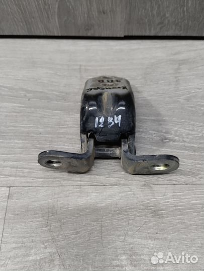 Петля нижняя задней правой двери hyundai tucson 1