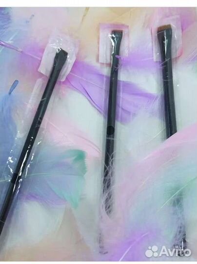 Кисти для бровей