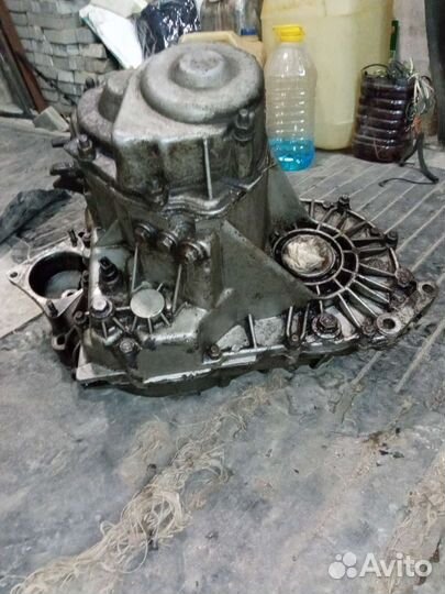 Блок. кпп, коленвал, поршня