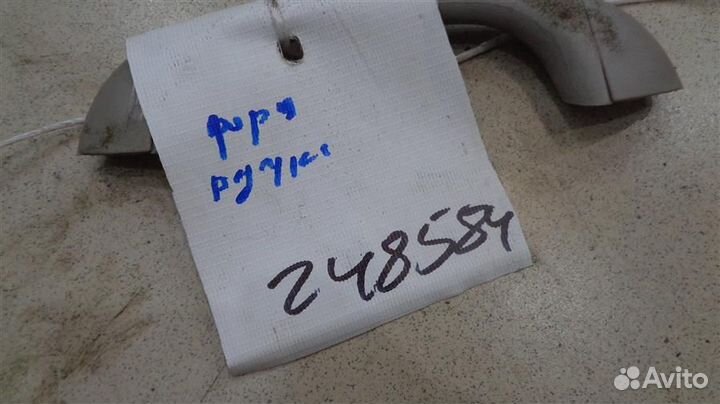 Ручка внутренняя потолочная Ford Laser 1998-2003