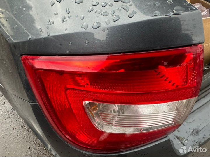 Фонарь задний левый Skoda Rapid 1 2012-2020