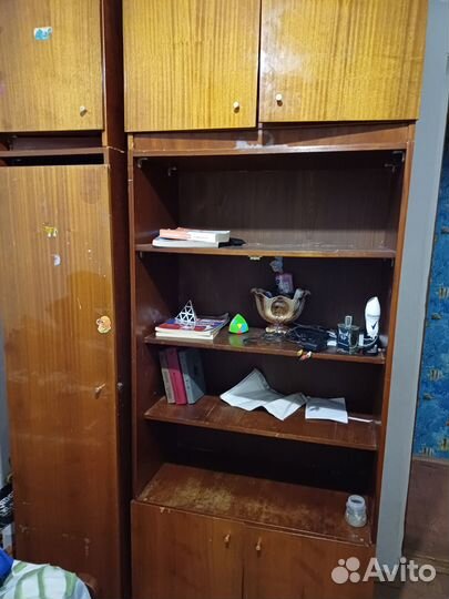 Шкаф
