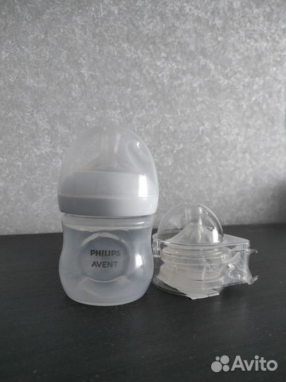 Бутылочка и соски avent natural response 3 шт