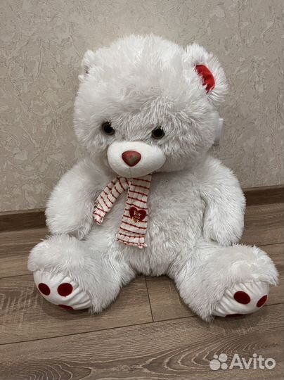 Плюшевый медведь