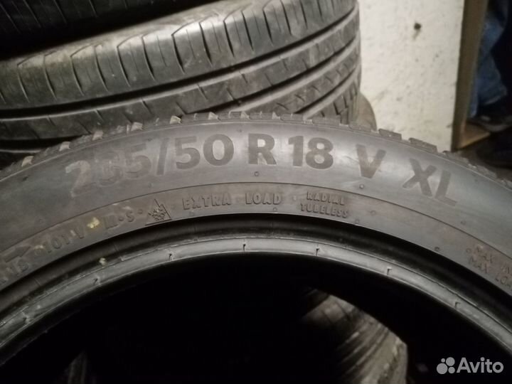 Continental AllSeasonContact 235/50 R18