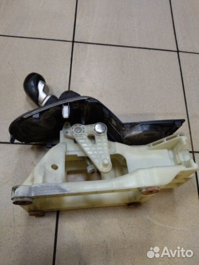 Селектор коробки передач Kia Rio 3