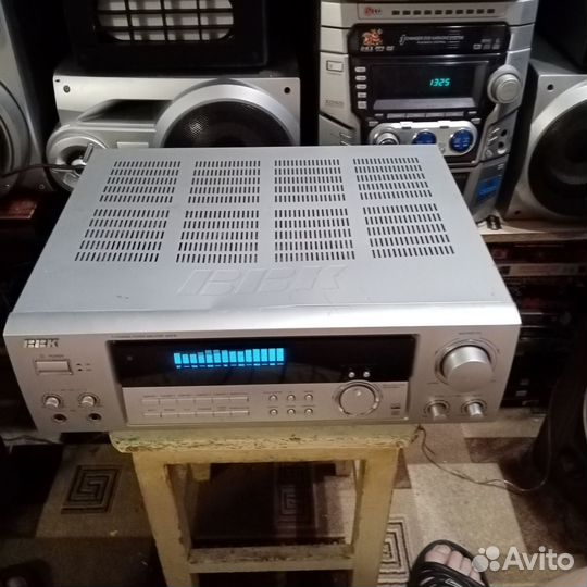 Студийный Sharp 2х80вт Блютуз CD Tuner Aux