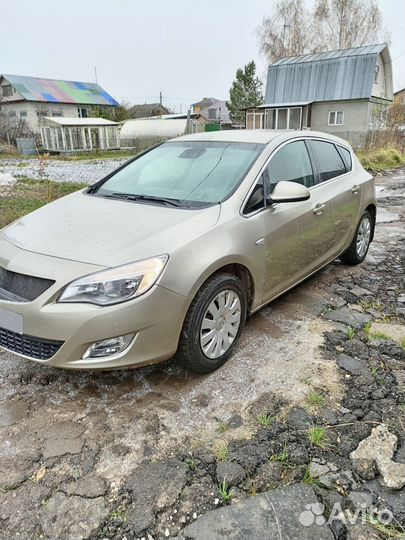 Opel Astra 1.6 AT, 2012, 140 000 км