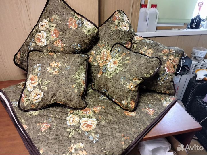 Покрывало на кровать новое