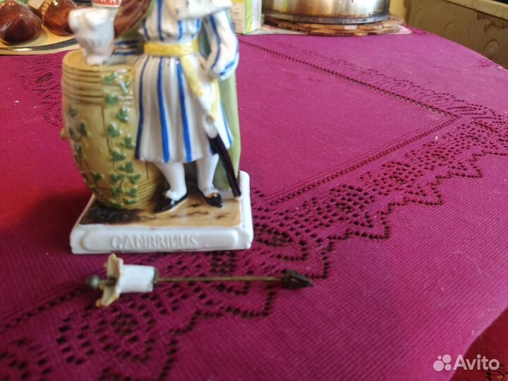 Статуэтка винтажная