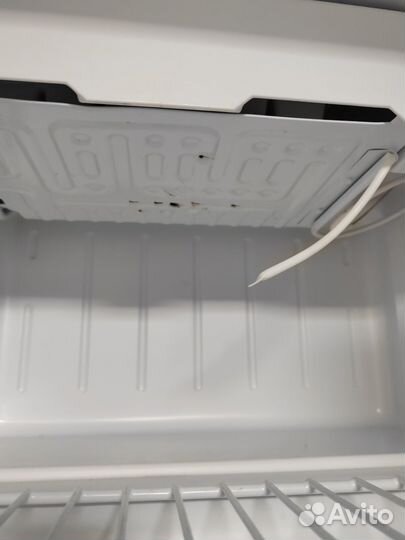 Холодильник маленький Bravo XR 50 s под ремонт