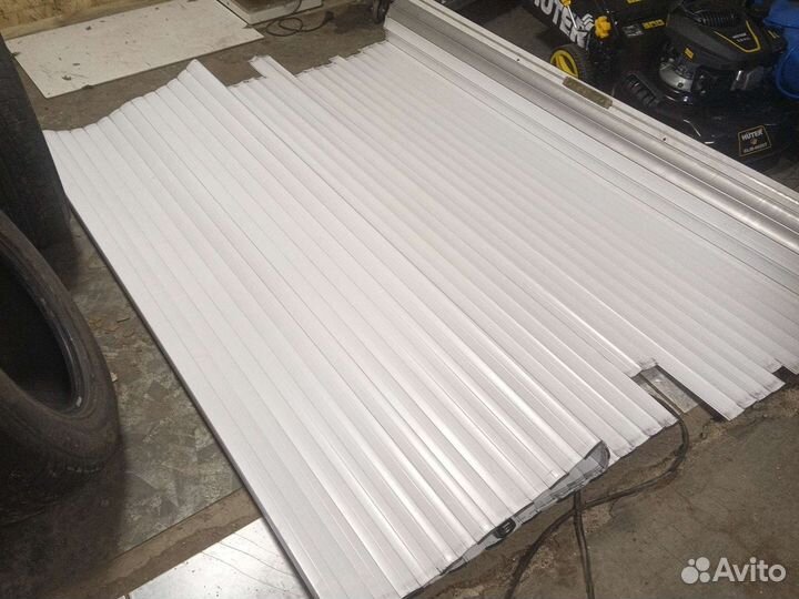 Ворота рольставни бу