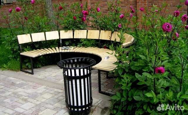 Скамьи кругом, полукругом