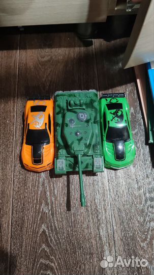 Машинки на батарейках