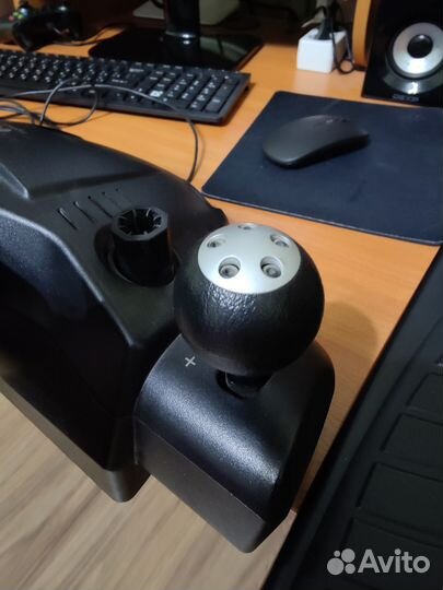 Игровой руль Logitech Driving Force GT