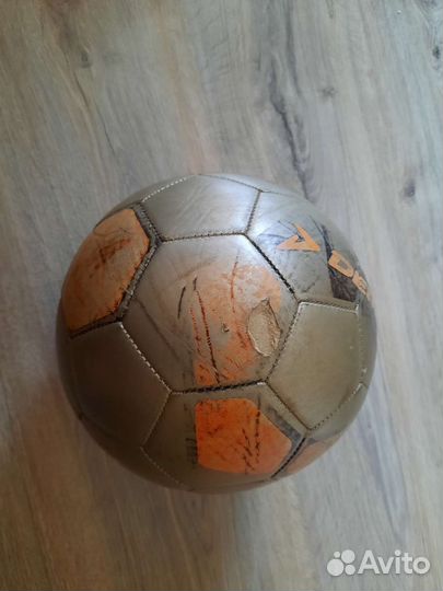 Футбольный мяч бу