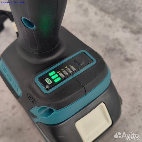 Шуруповерт аккумуляторный Makita 60нм бесщеточный