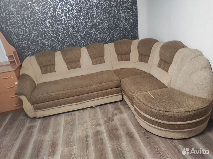 Угловой диван бу