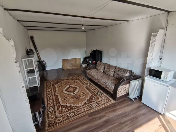 Гараж, > 30 м²