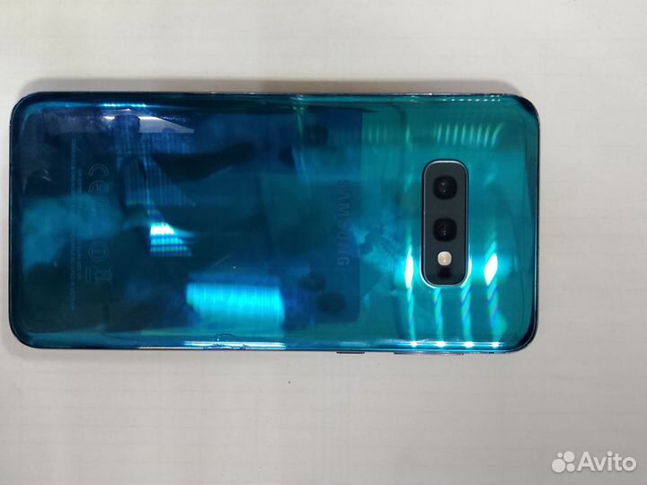 Samsung Galaxy S10e, 6/128 ГБ