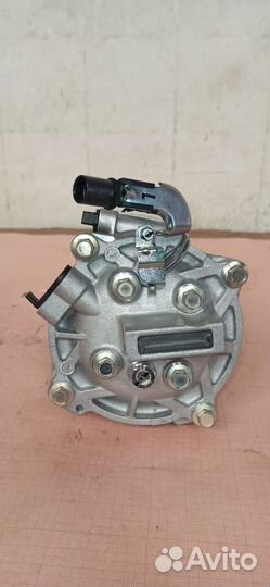 Компрессор кондиционера Mitsubishi Outlander GF