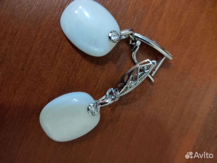 Комплекты ювел. Бижутерии с натур. Минералами