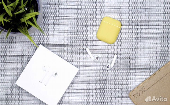 AirPods 2 (чехол в подарок)