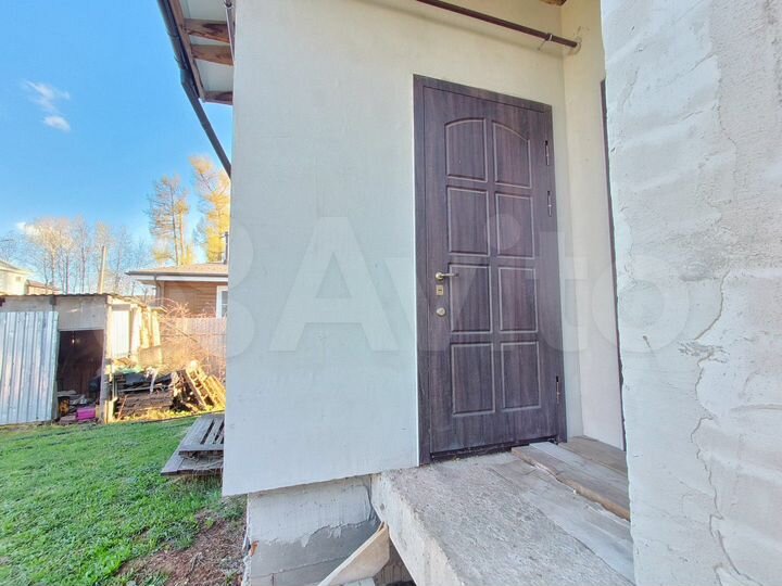 Дом 217 м² на участке 6 сот.