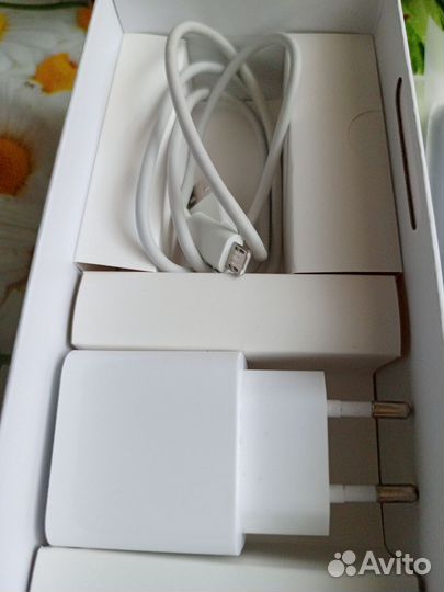 Xiaomi Mi A1 Android One, 4/32 ГБ