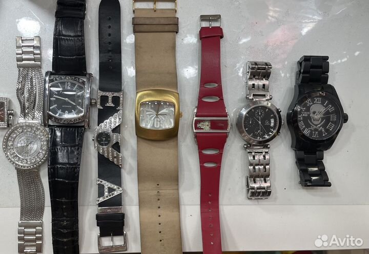 Часы наручные женские