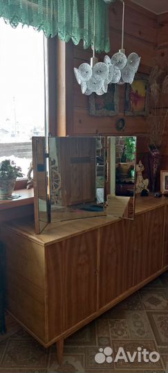 Зеркало старинное