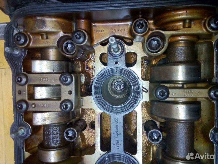 Головка блока цилиндров правая Audi A6 C5 2.4 1999