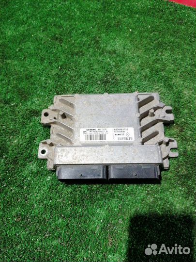 Блок управления двигателем Renault Logan Sandero