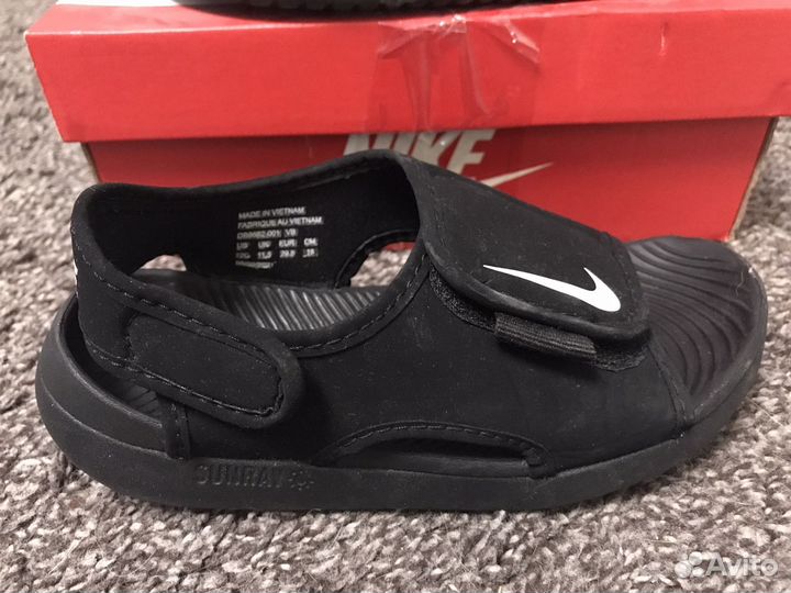Сандали, фудзалки nike