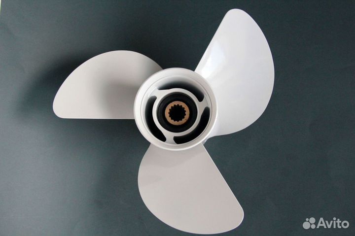 Винт Ямаха 60-140 л.с. шаг 15