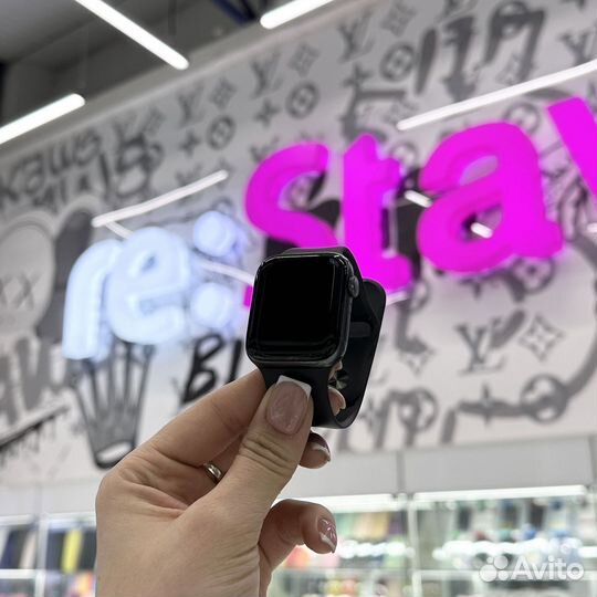 Apple Watch s5 44mm