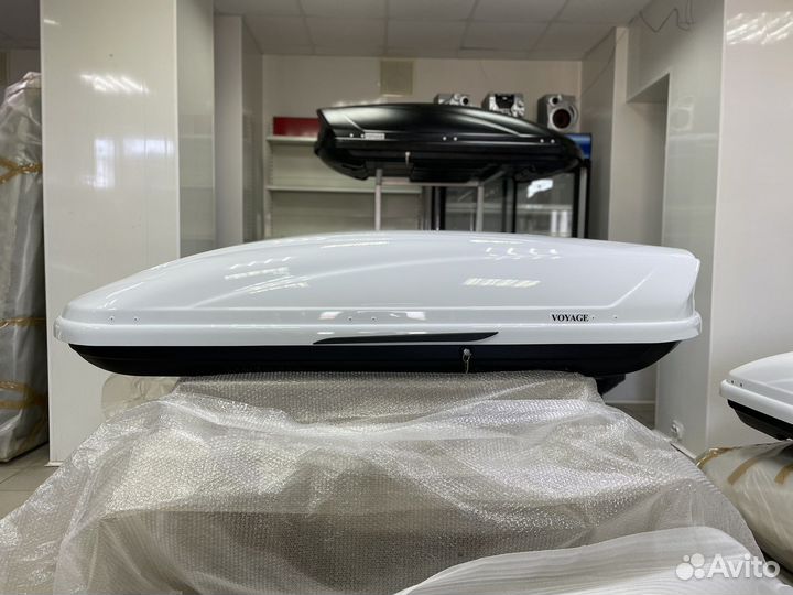 Автобокс Voyage 520л 205см цвет Белый глянец