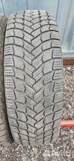 Michelin X-Ice Snow 215/65 R17 99T