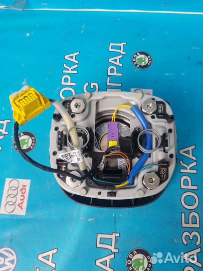 Мульти руль. Шкода Суперб 2.2011г