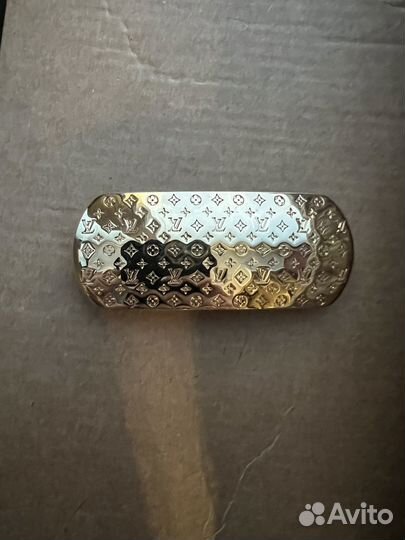 Заколка Louis Vuitton ориганал
