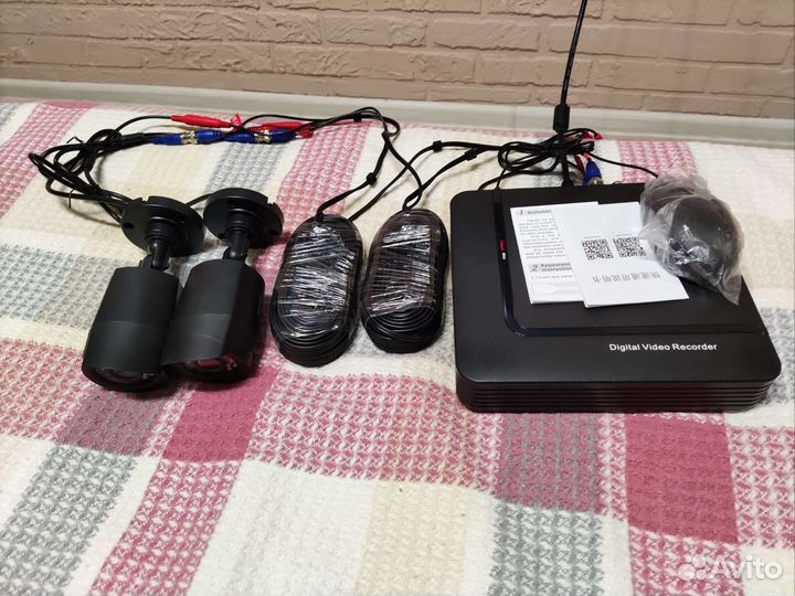 Комплект видеонаблюдения 4 камеры