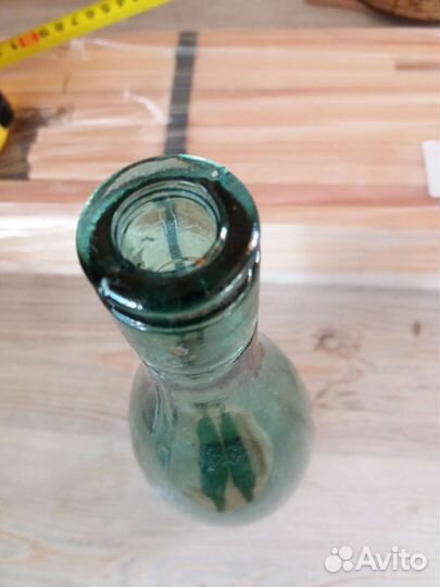 Старинная коллекционная бутылка мин.вода