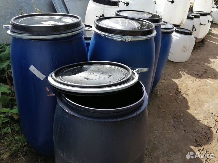Бочка 110, 127, 170 литров пластиковая синяя