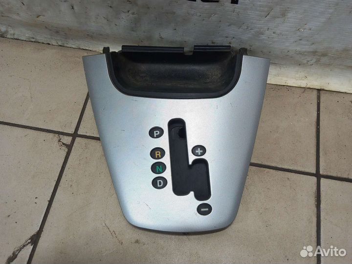 Накладка селектора АКПП Hyundai tucson 1