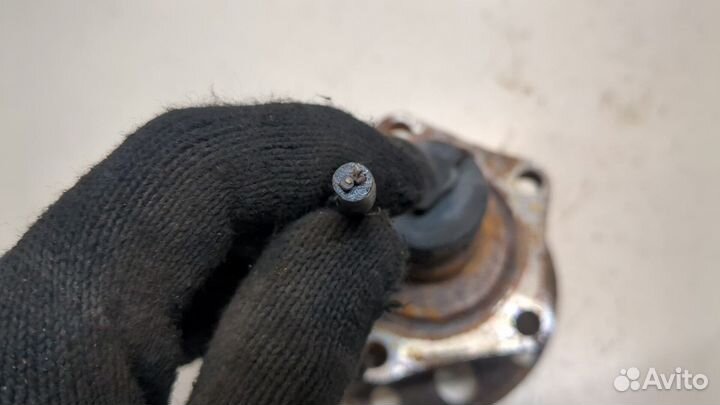 Ступица (кулак, цапфа) Volkswagen Passat 5, 2003