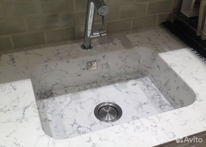 Раковины и мойки, интегрированные в столешницы