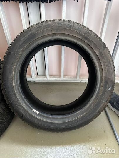 Goodyear UltraGrip Ice 195/55 R16