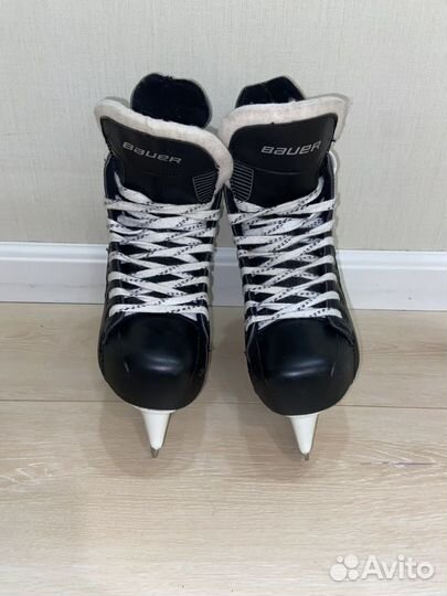 Коньки bauer supreme pro (стелька 24,6 см)